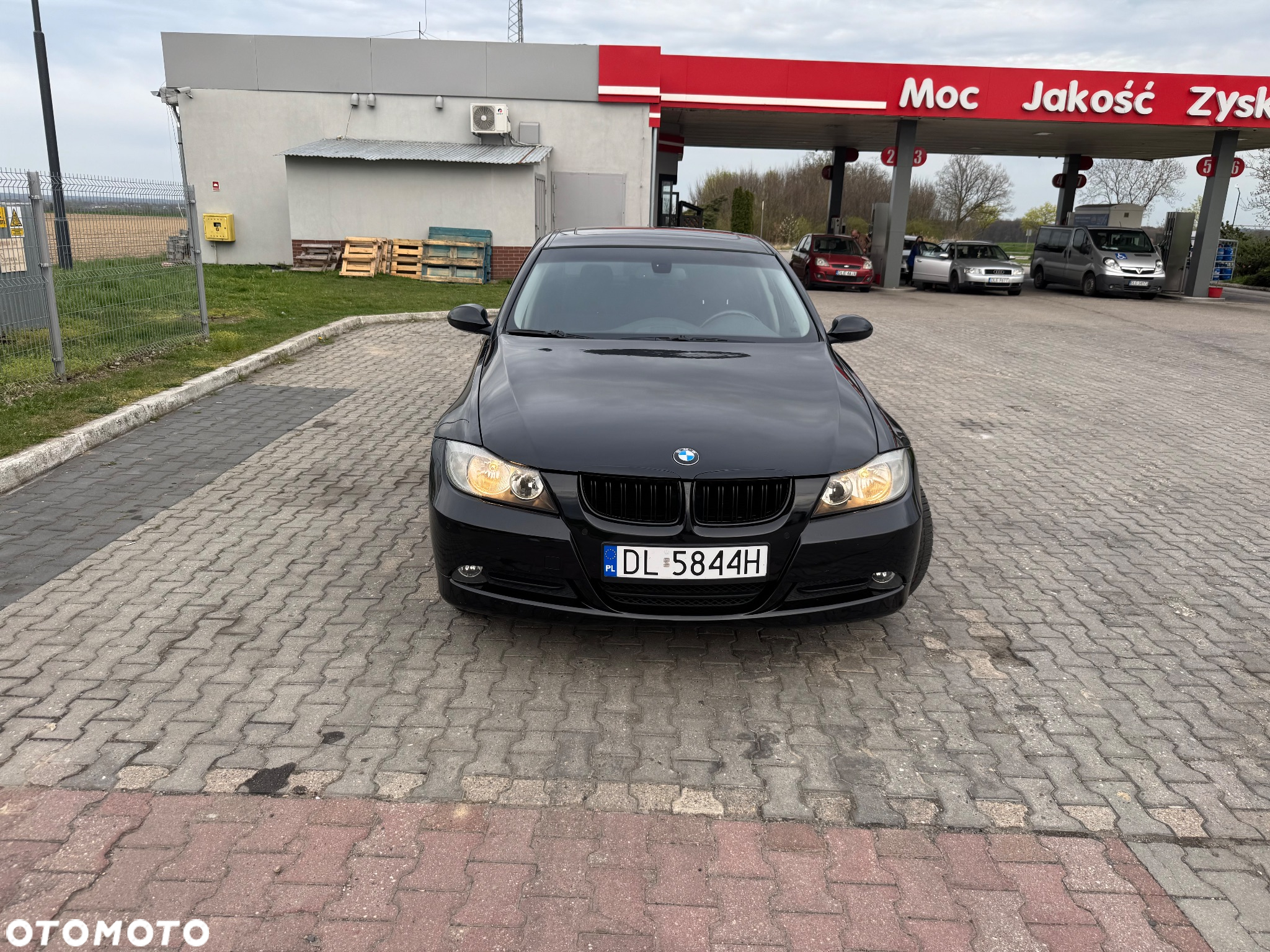 BMW Seria 3 320i - 3