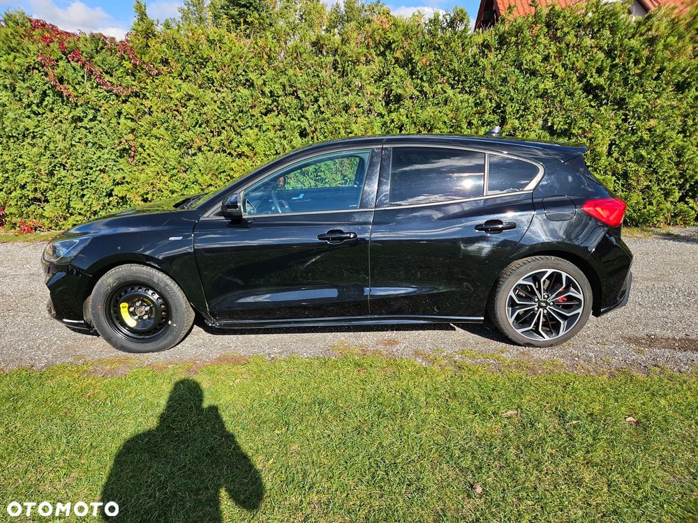 Ford Focus 1.5 EcoBoost STart-Stopp-System ST-LINE - 2