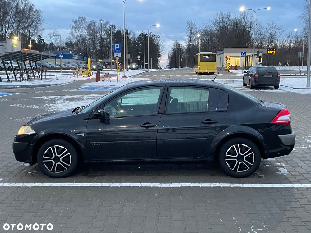 Renault Megane 1.6 16V Confort Privilege - 5