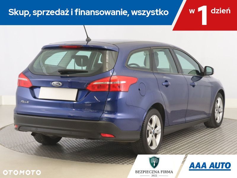 Ford Focus SW - 7
