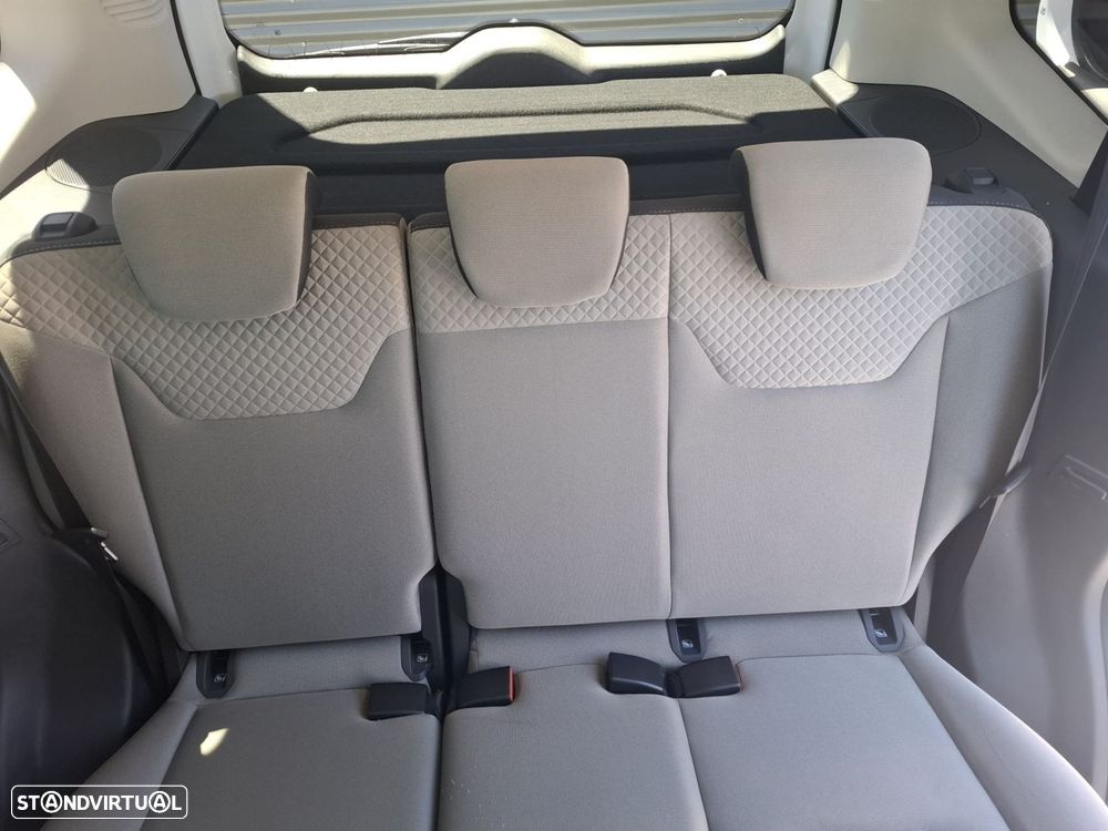 Ford Tourneo Courier 1.0 EcoBoost Titanium - 22