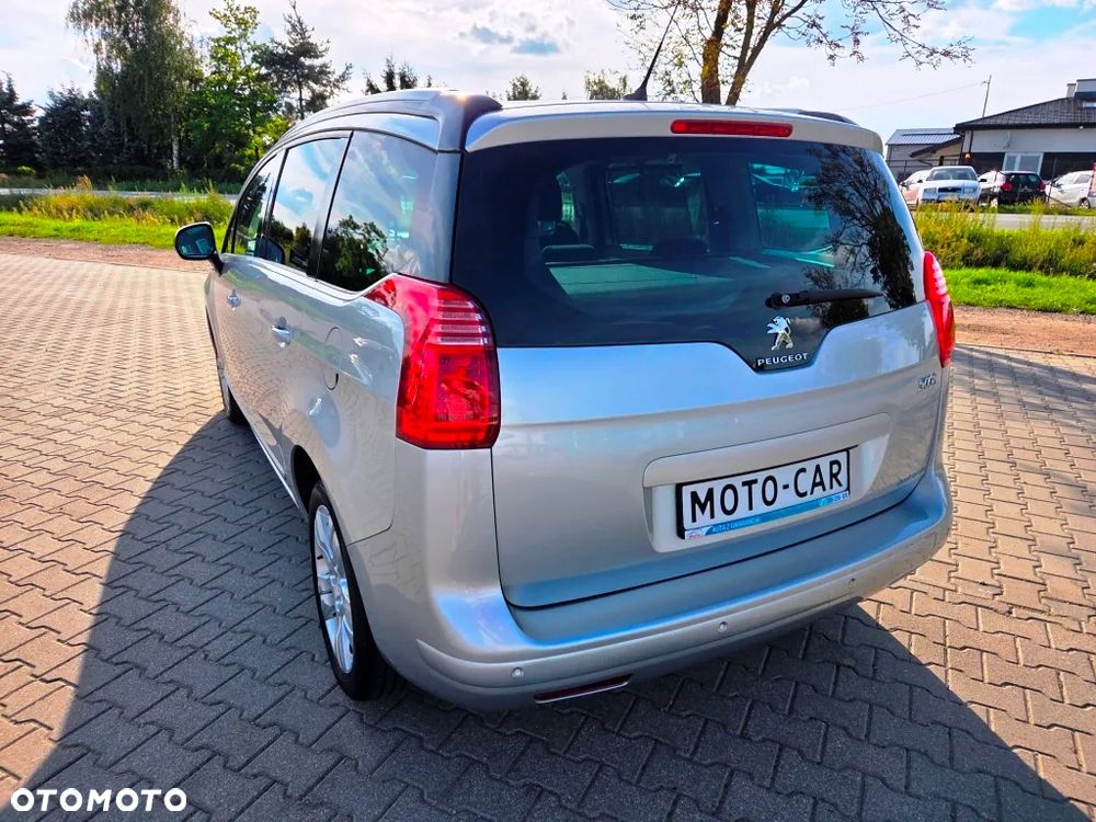 Peugeot 5008 HDI 115 Allure - 14