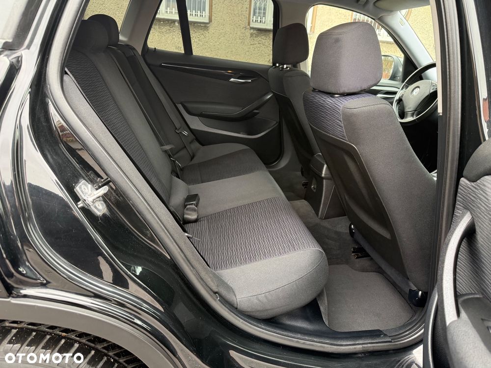 BMW X1 sDrive18d - 14