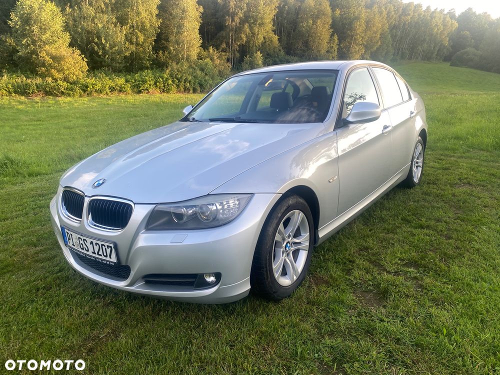 BMW Seria 3 320i Edition Exclusive - 12