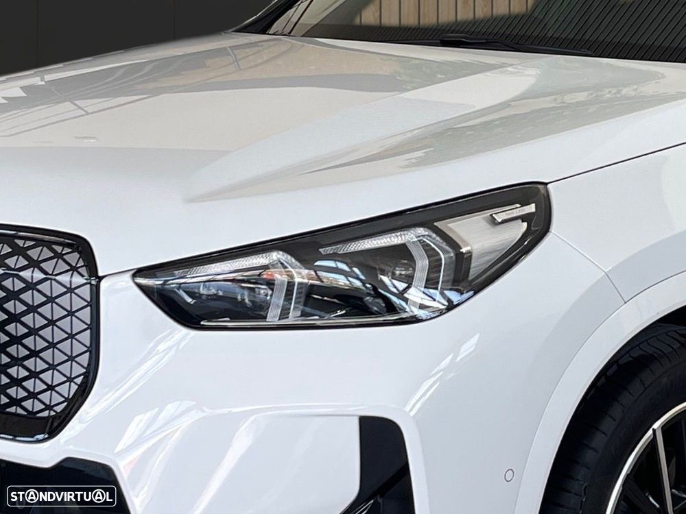 BMW iX1 eDrive20 M Sport Pack - 14