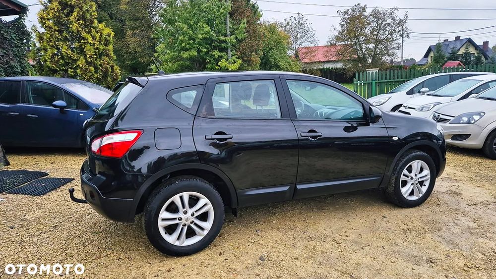 Nissan Qashqai 1.6 I-Way - 11