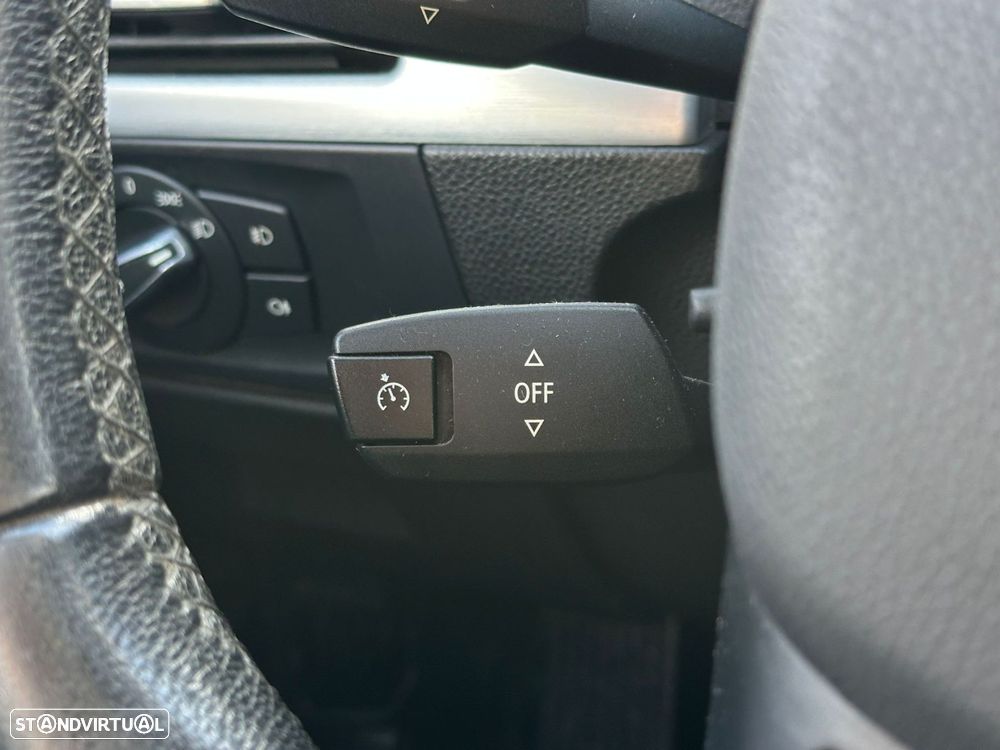 BMW 320 d Navigation - 14