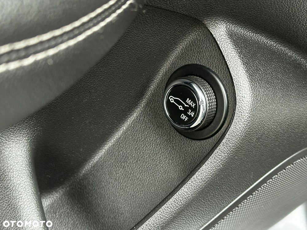 Opel Insignia 2.0 CDTI Cosmo S&S - 20