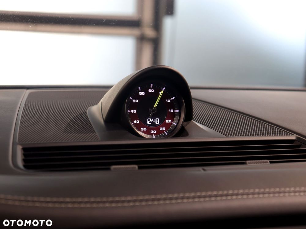 Porsche Panamera 4 E-Hybrid - 29