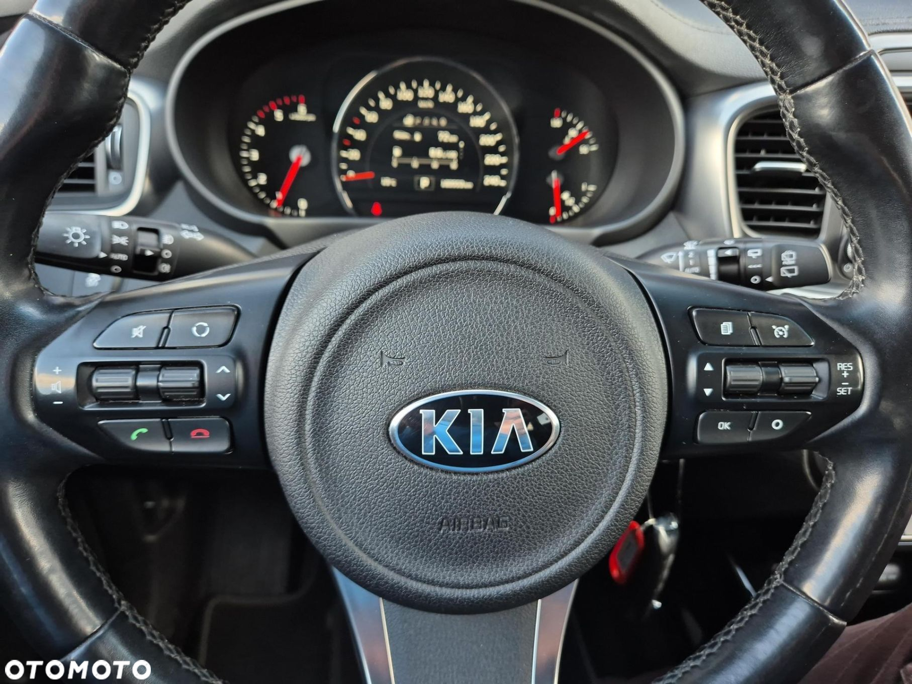 Kia Sorento 2.0 CRDI L - 23