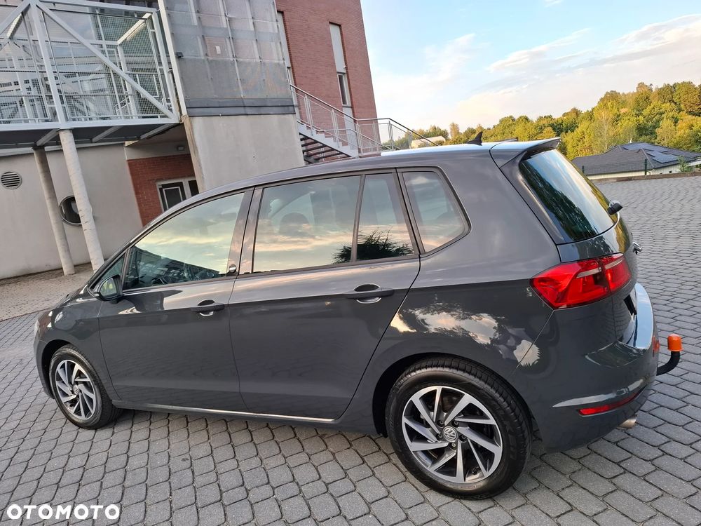 Volkswagen Golf Sportsvan SV 2.0 TDI BMT Highline - 4