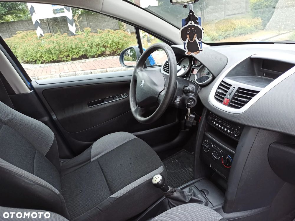 Peugeot 207 1.4 HDi Presence - 7