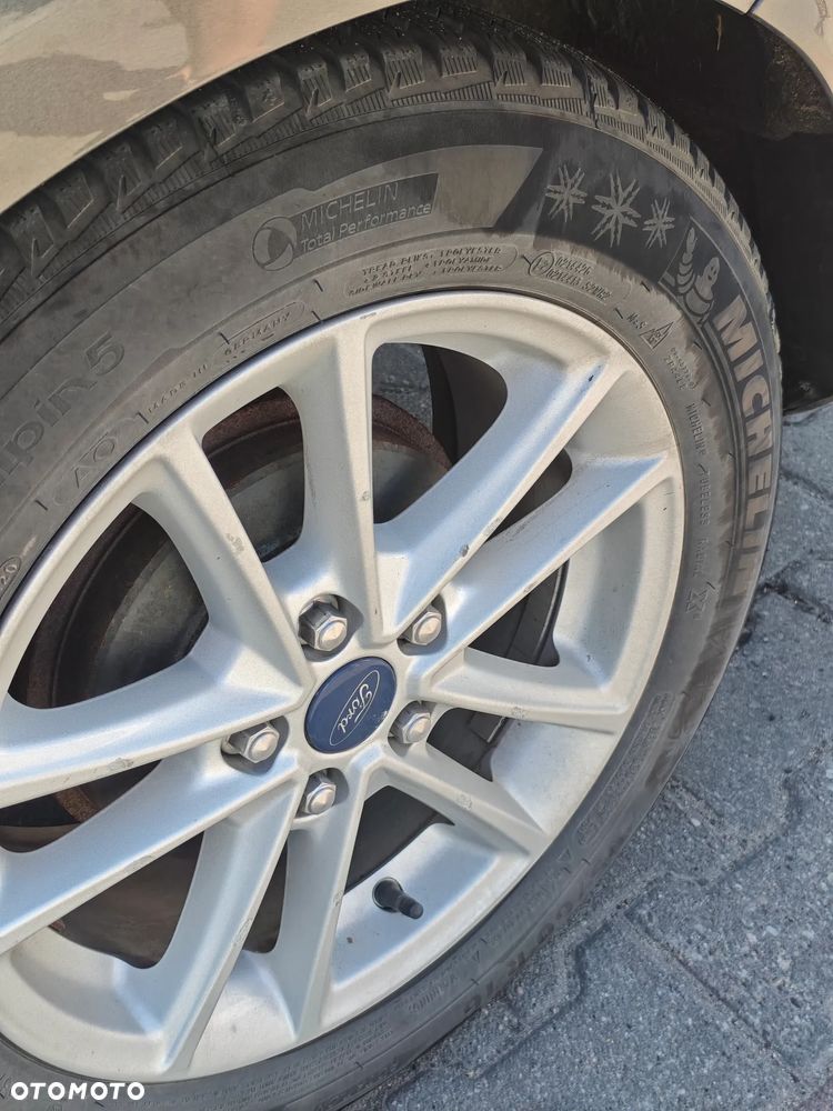 Ford Focus - 14