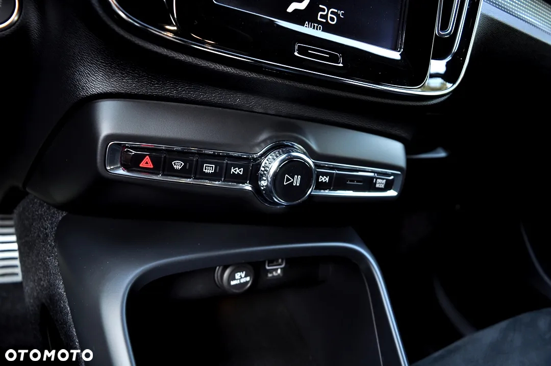 Volvo XC 40 D3 R-Design - 26