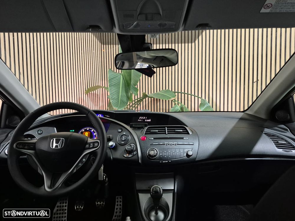 Honda Civic 1.8 Elegance - 9