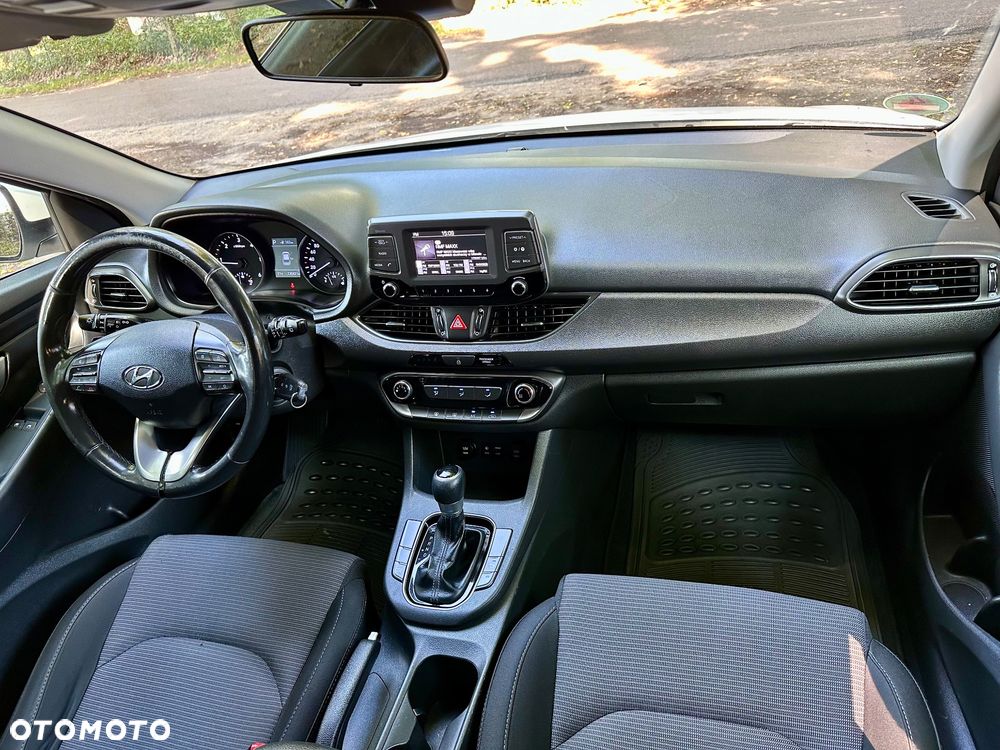Hyundai i30 1.6 CRDI DCT Premium - 11