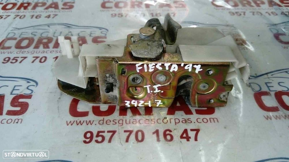 FECHADURA PORTA TRASEIRA ESQUERDA FORD FIESTA FURGÃO 2002 -96FGA264A27BH - 2