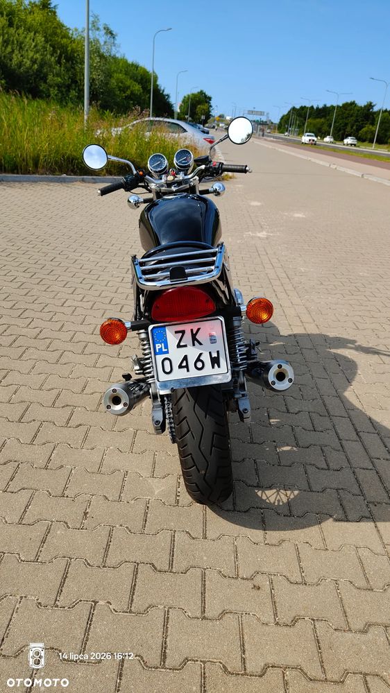 Kawasaki Zephyr - 7