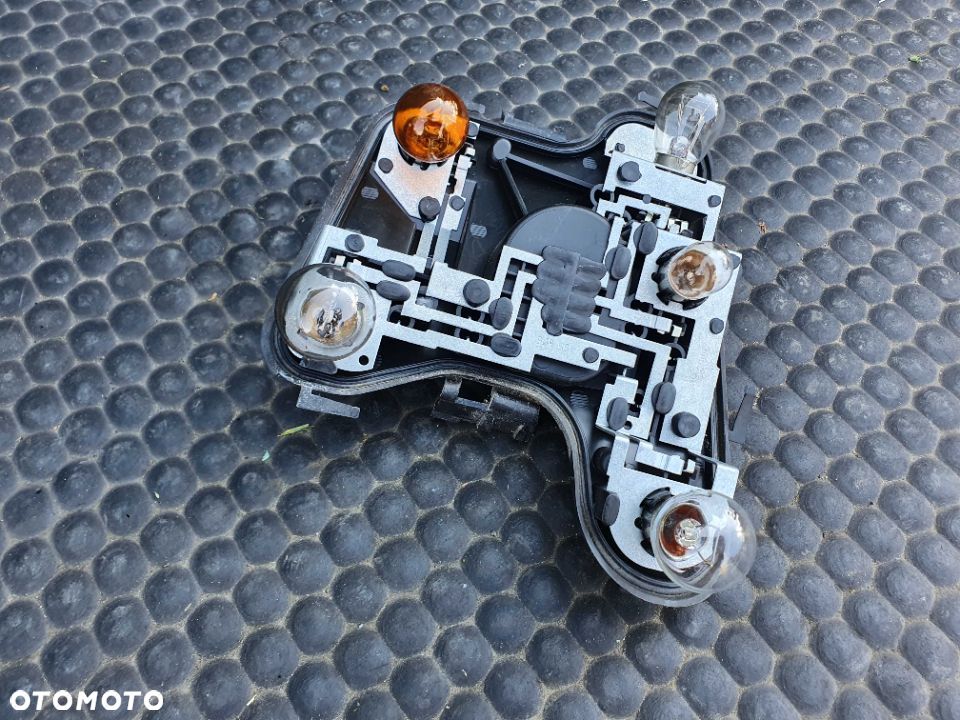 Wklad Lampa Lampy Zarowka Mocowanie Tyl Tylne AUDI A4 B6 Sedan Małysz 153947 153948 153 947 153 948 - 18