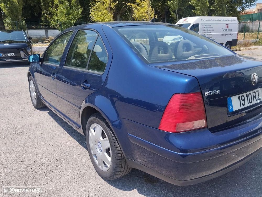 VW Bora 1.9 TDi Confortline - 6