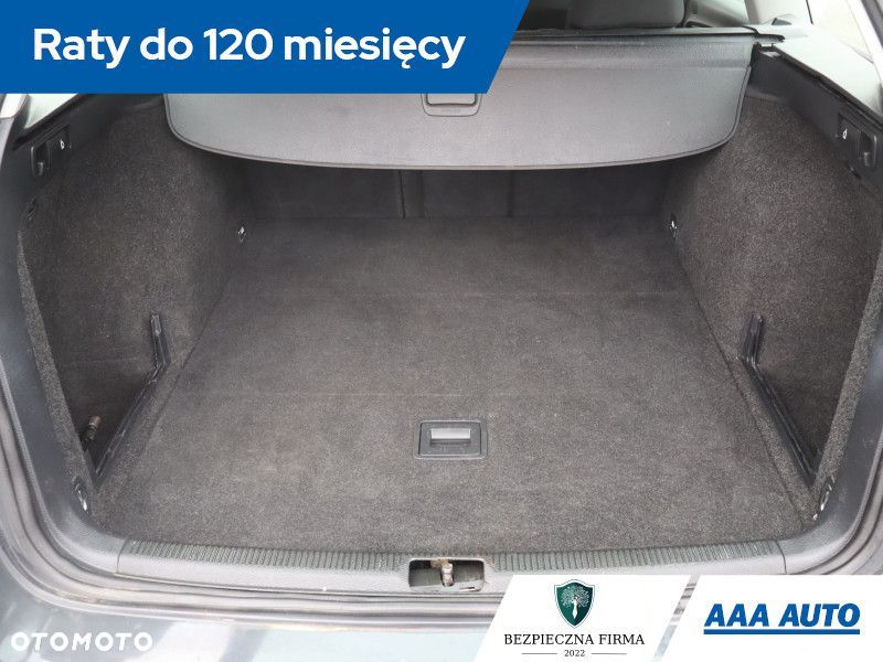 Volkswagen Passat Variant - 16