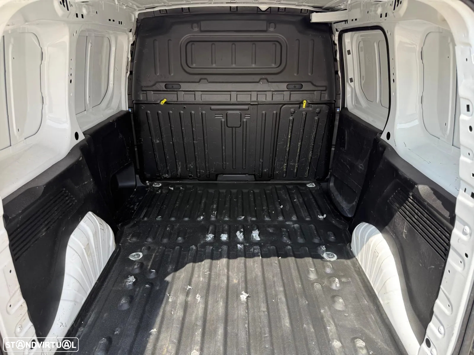 Peugeot Partner 1.6 BlueHDi Confort - 11