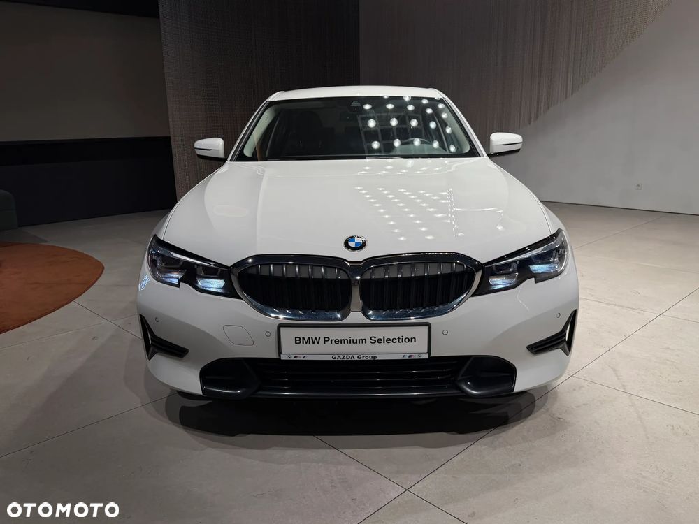 BMW Seria 3 318i Sport Line - 3