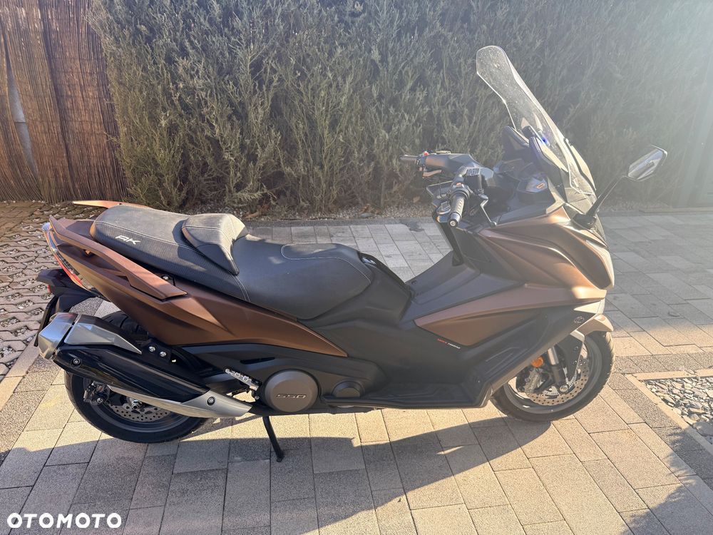 Kymco AK 550 - 10