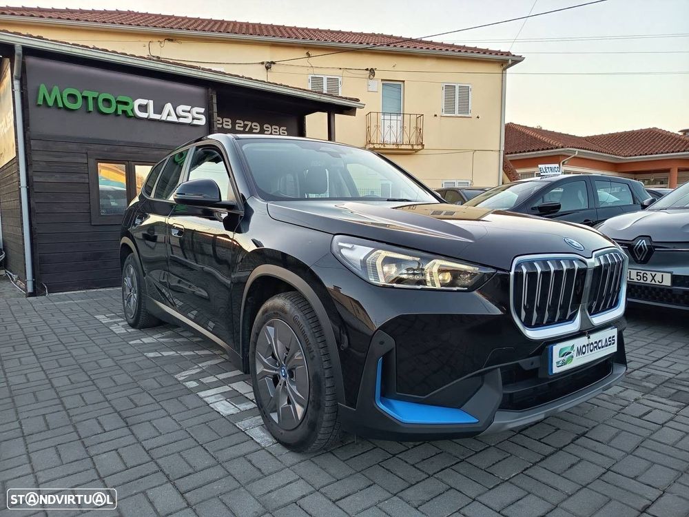 BMW iX1 xDrive30 - 1