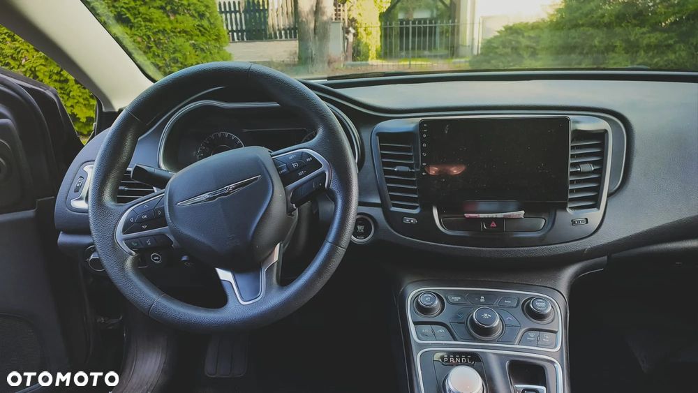 Chrysler 200 - 3