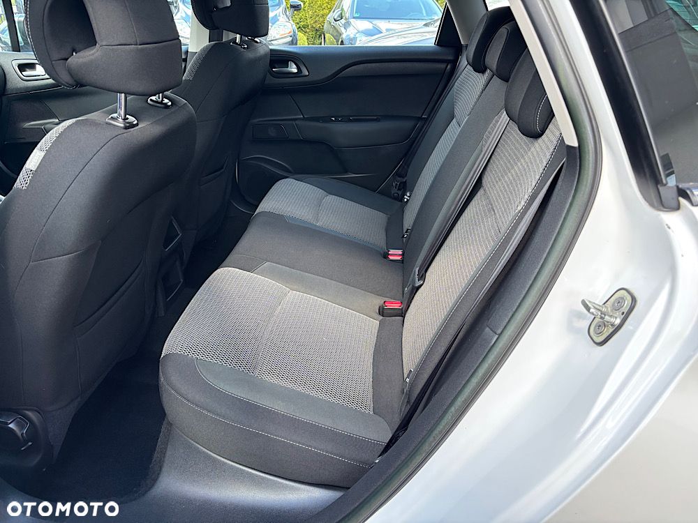 Citroën C4 1.6 HDi Exclusive - 32