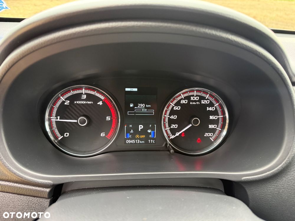 Mitsubishi L200 2.2 d DC Power Instyle Plus - 11