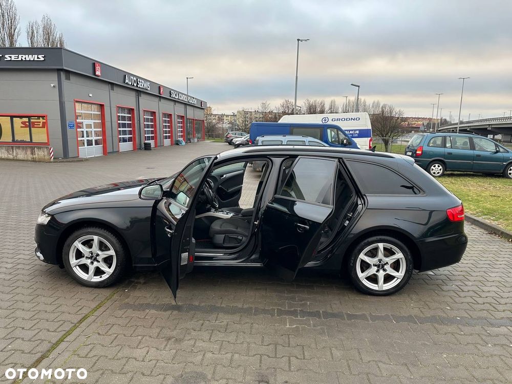 Audi A4 Avant 2.0 TDI Multitronic - 6