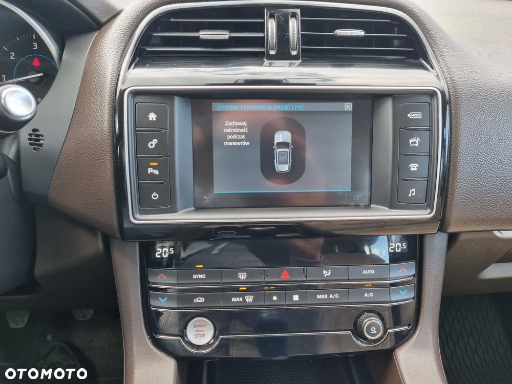 Jaguar F-Pace 2.0 i4D AWD Prestige - 12