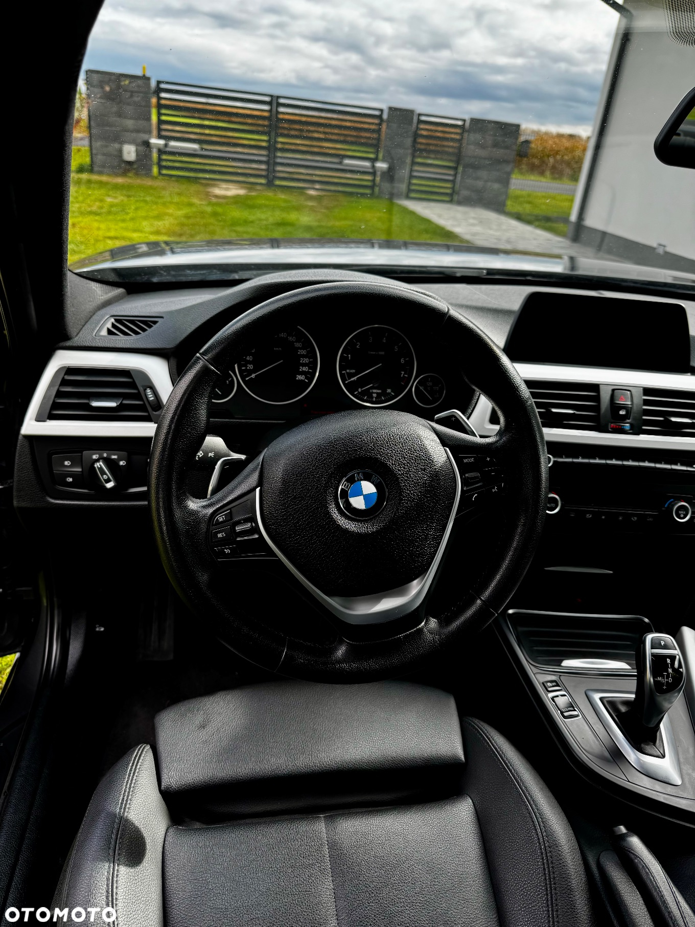 BMW Seria 3 320i - 15