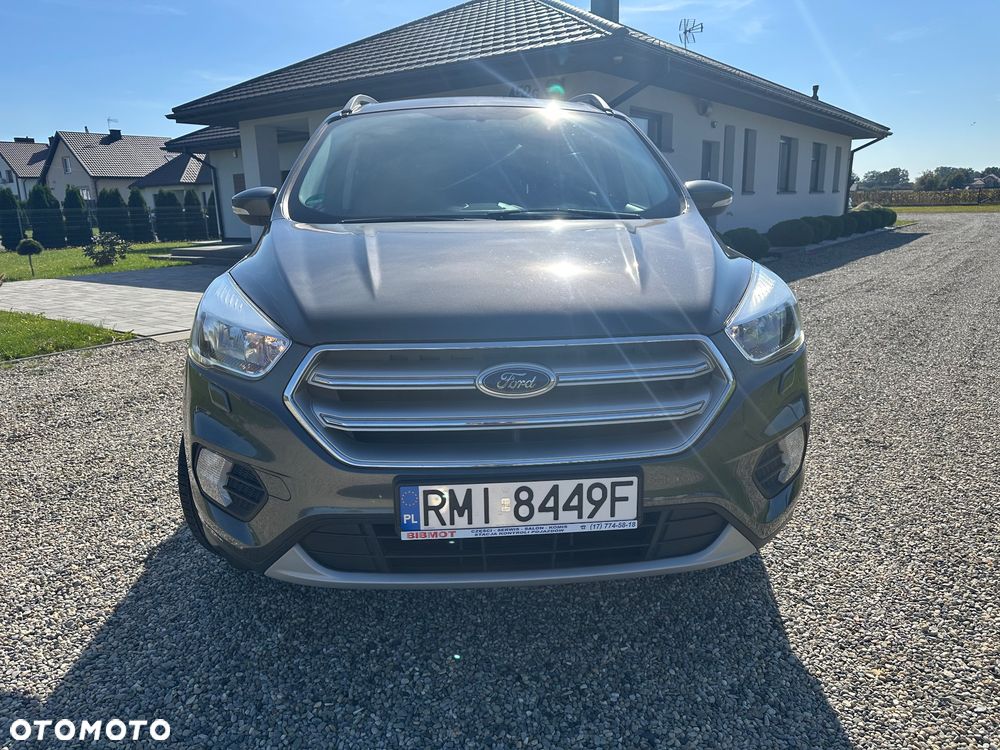 Ford Kuga - 2