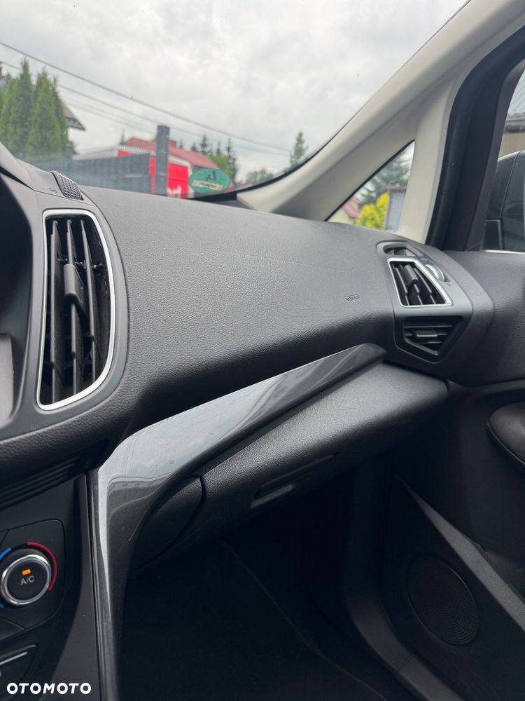 Ford C-MAX 2.0 TDCi Start-Stop-System Titanium - 20