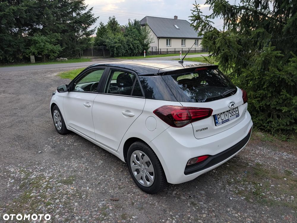 Hyundai i20 - 3