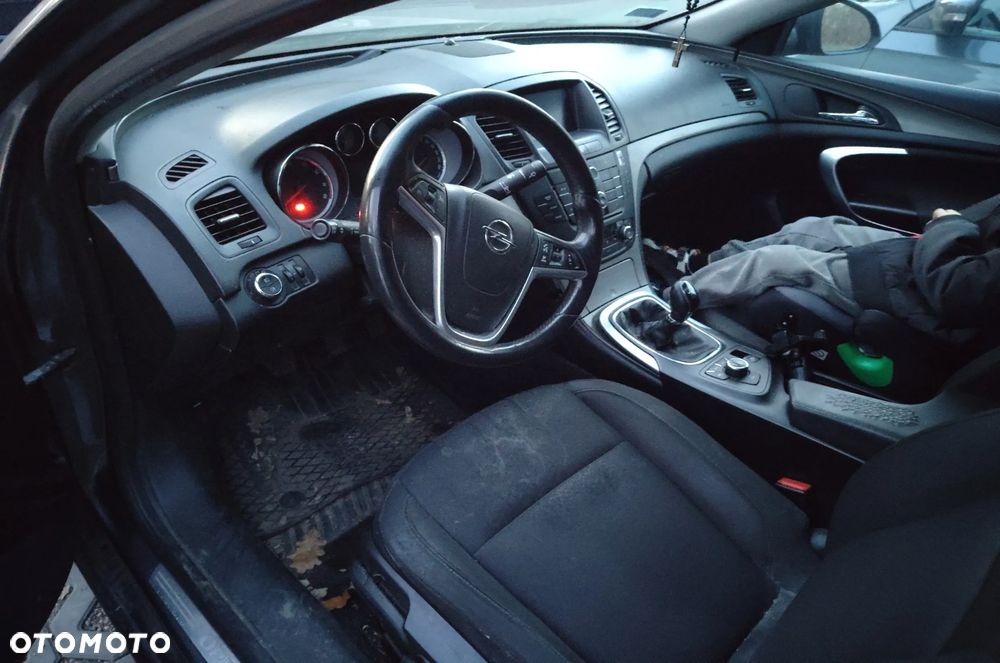 Opel Insignia 1.8 - 7