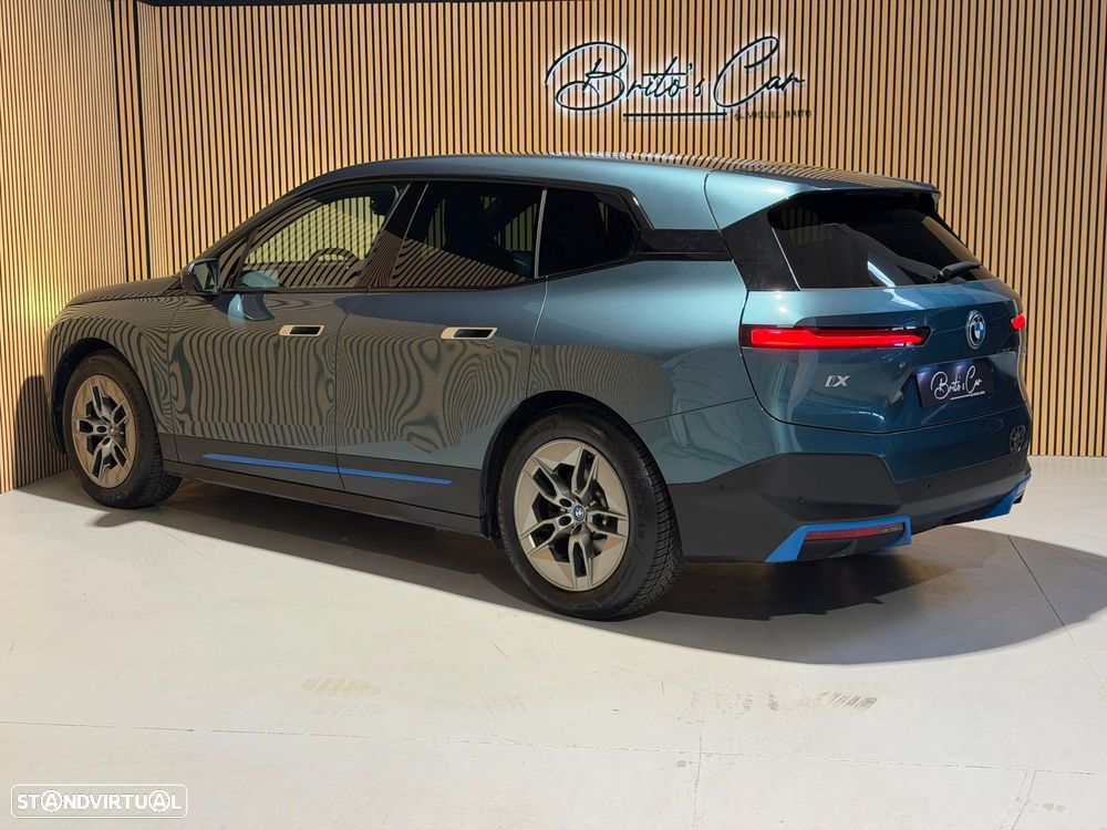BMW iX xDrive40 - 3