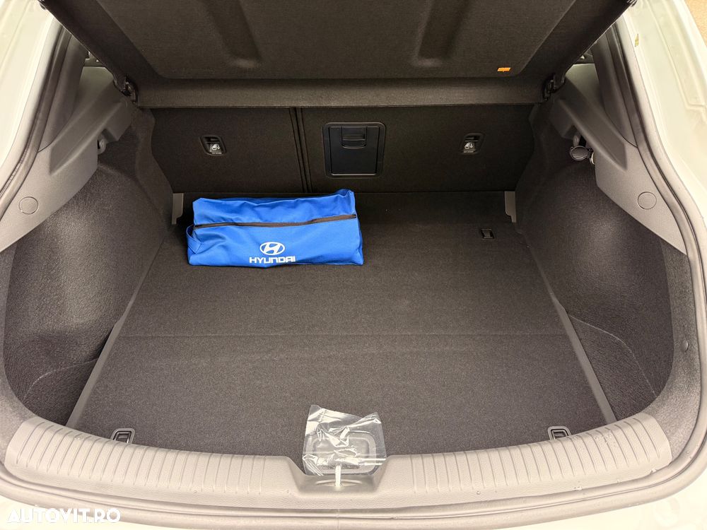 Hyundai i30 Fastback 1.5 T-GDI 140CP 7DCT MHEV Highway - 27