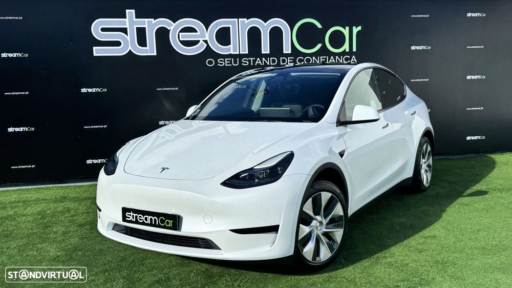 Tesla Model Y Standard - 2