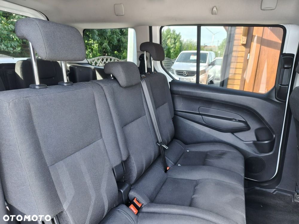 Ford Transit Connect - 23