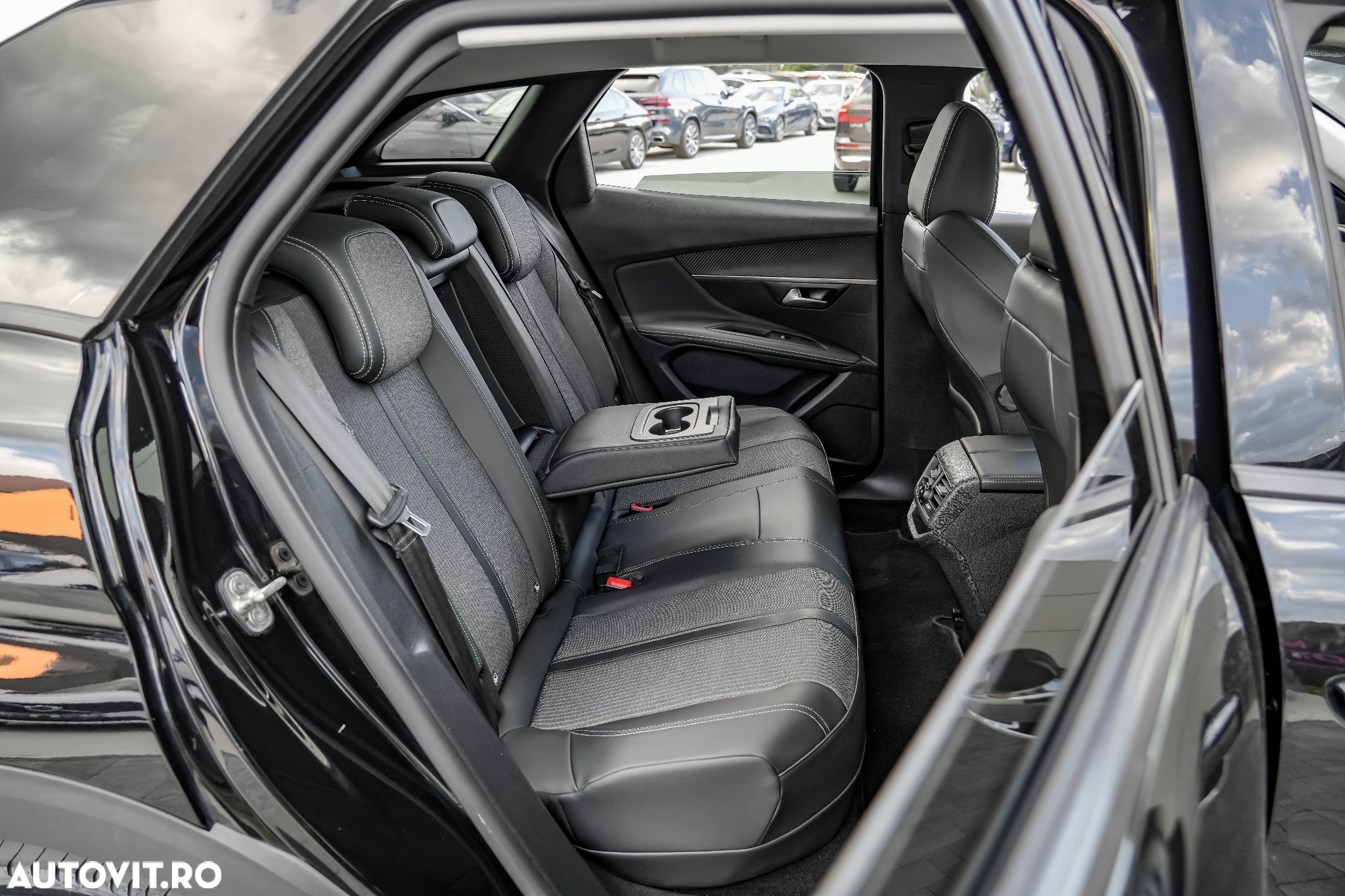 Peugeot 3008 PHEV EAT8 Allure - 15