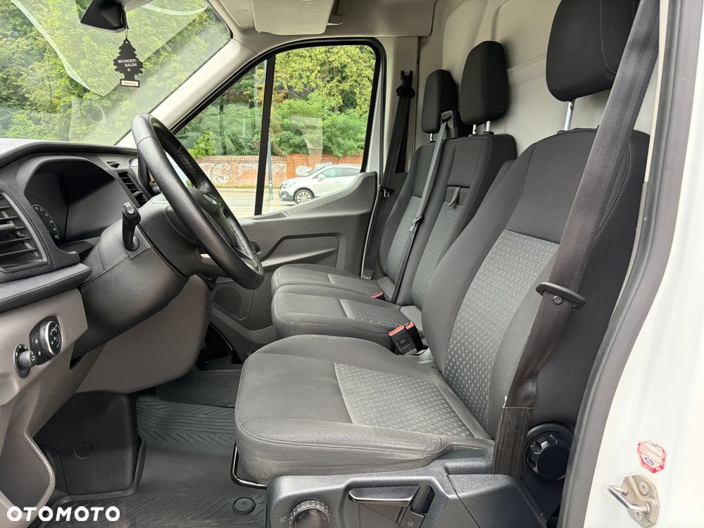 Ford Transit 350 - 11