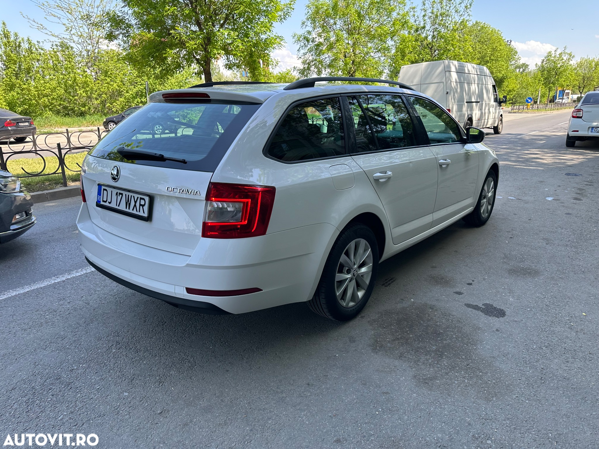 Skoda Octavia 1.6 TDI Active - 2