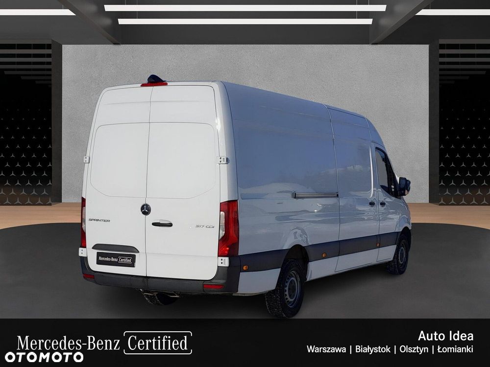 Mercedes-Benz Sprinter - 5