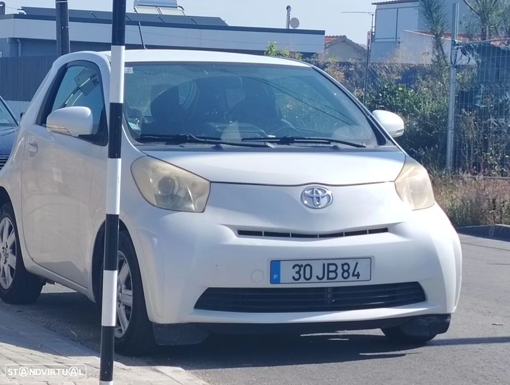 Toyota iQ 1.0 VVT-i 2 NAVI+Bluetooth - 9