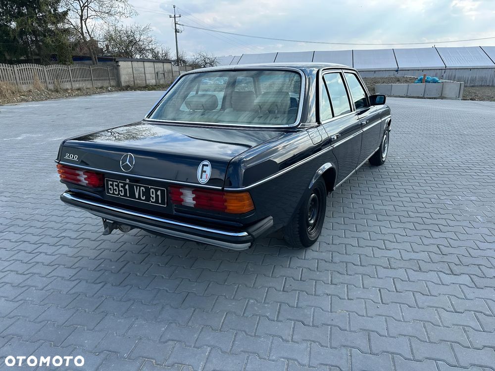 Mercedes-Benz W123 - 7