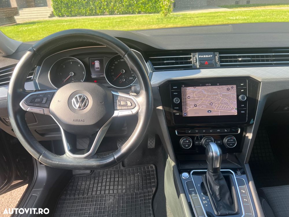 Volkswagen Passat 2.0 TDI SCR DSG Elegance - 17